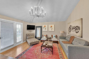 Stylish Museum Apt 3 Comfort & Culture Combined Duplex